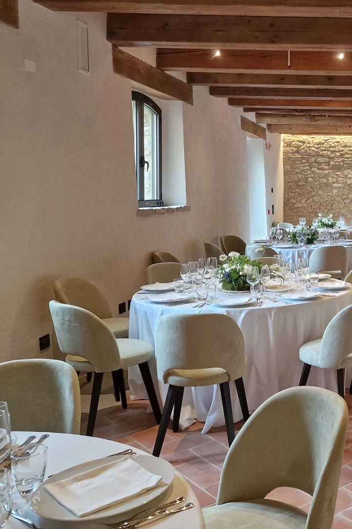 media.sala-ristorante-monastero