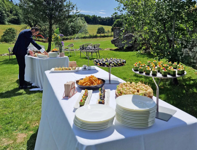 media.aperitivo-giardino-estate-20230708_113035-hd