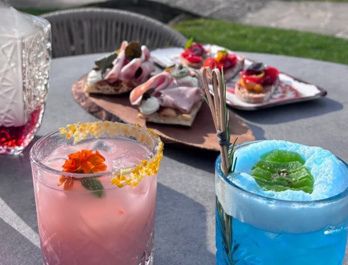 media.Gallery_Aperitivo_4Monastero_Sant'Alberico_Relais