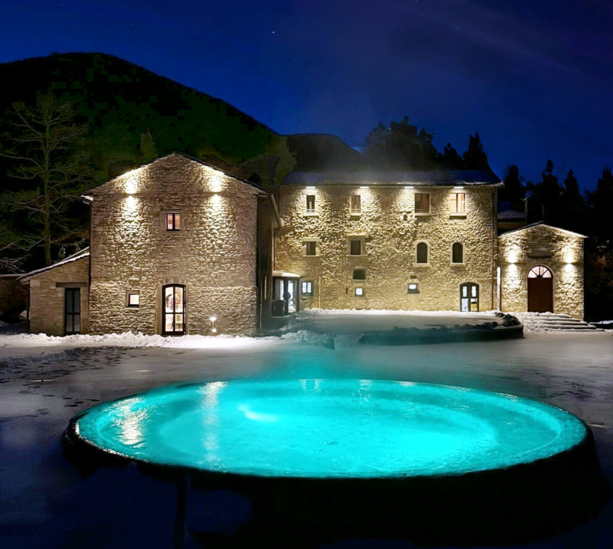 media.Monastero Sky Spa - Notturna Verticale 2000px