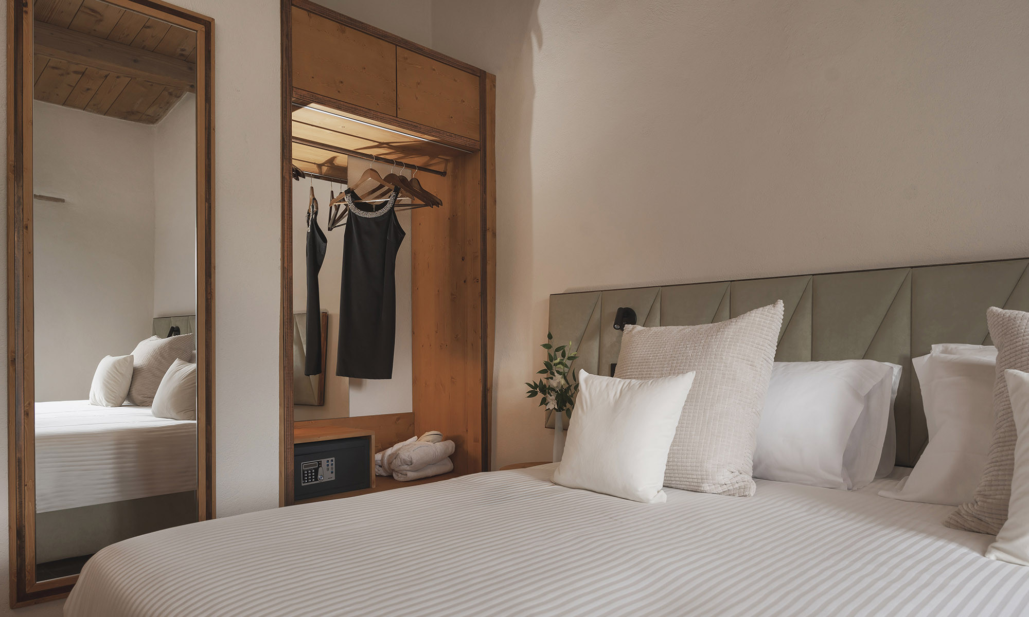 media.Monastero di Sant'Alberico Relais - 22 - Camera Superior EDIT 2000px1200px